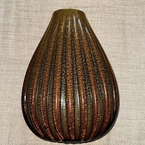 Sasaki Italian Crystal Vase Hand Crafted Marea 11” Tear Drop Ribbed Tiger’s Eye